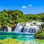 Apartamento Cagle - Dream View And Full Privacy In Oasis Of Peace Skradin