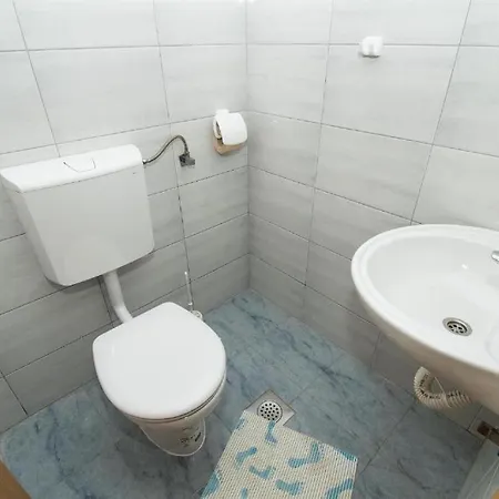 Apartment Cagle - Dream View And Full Privacy In Oasis Of Peace Skradin