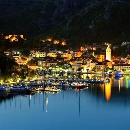 Apartment Cagle - Dream View And Full Privacy In Oasis Of Peace Skradin