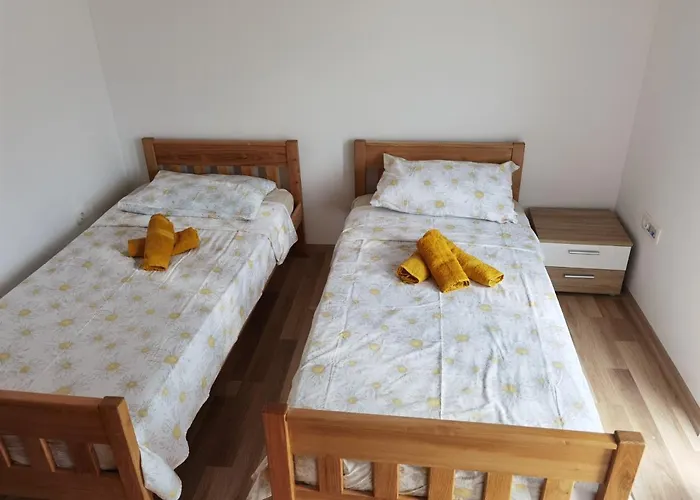 Daire Cagle - Dream View And Full Privacy In Oasis Of Peace