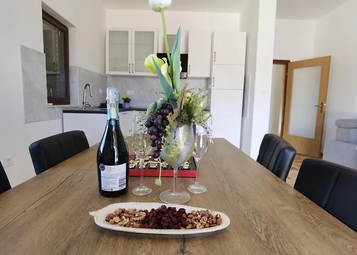 Cagle - Dream View And Full Privacy In Oasis Of Peace Apartment Skradin